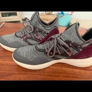 Great condition Reebok sneakers size 7.5